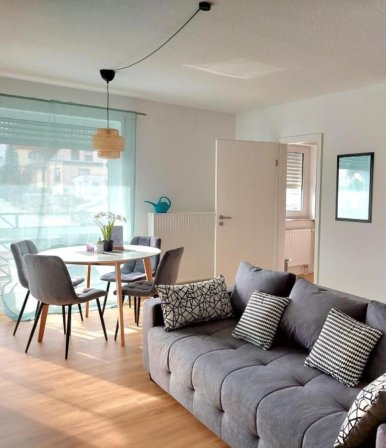 Moderne Wohnung Mit Vollausstattung In Ruhiger Lage, W-Lan Grossrohrsdorf Luaran gambar