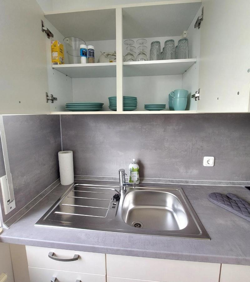 Moderne Wohnung Mit Vollausstattung In Ruhiger Lage, W-Lan Grossrohrsdorf Luaran gambar