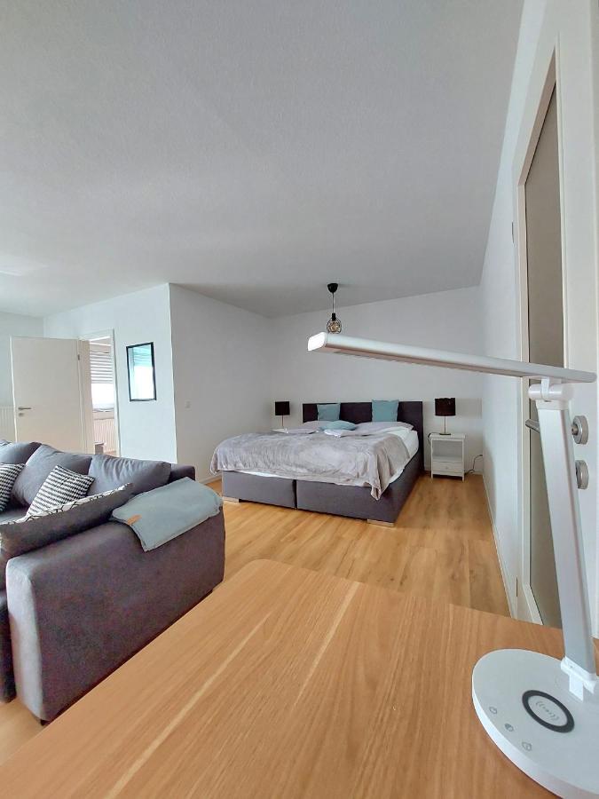 Moderne Wohnung Mit Vollausstattung In Ruhiger Lage, W-Lan Grossrohrsdorf Luaran gambar